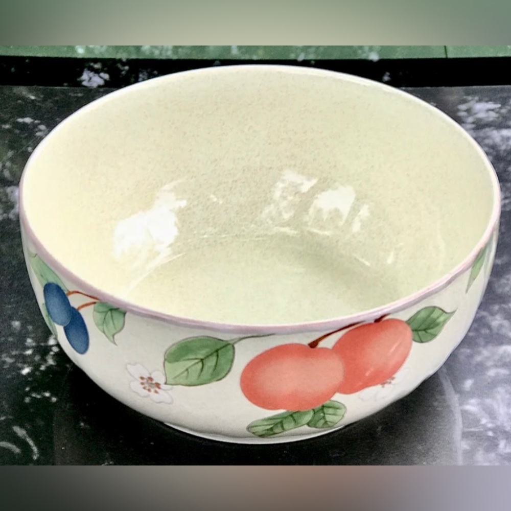 Vintage Retired MIKASA Country Classics Dc014 FRUIT PANORAMA 7.75" Serving Bowl